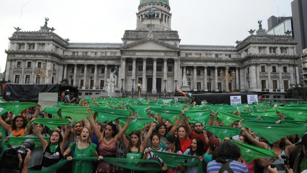 Debate por aborto legal