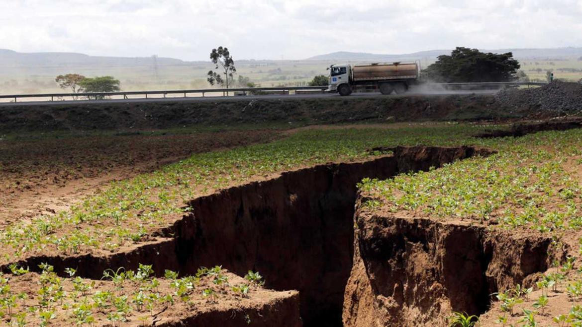 Una enorme grieta que apareció en Kenia dividirá a África en dos