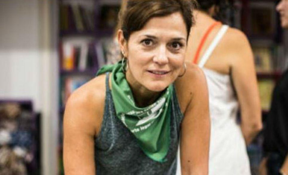 El cruce de Andrea Pietra con una seguidora al hablar del aborto