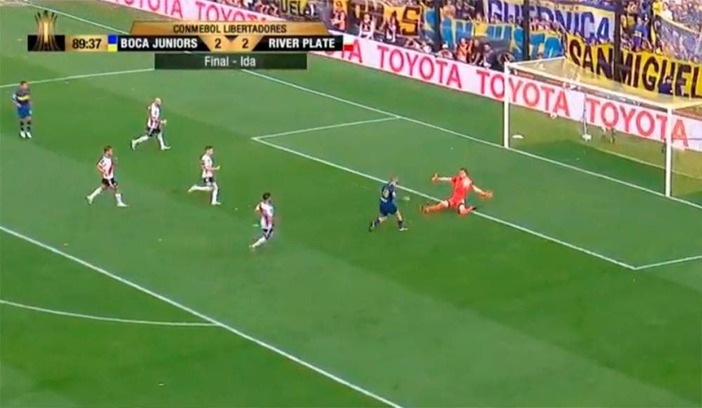 Armani, héroe de River: atajada monumental para evitar gol de Boca en el final	