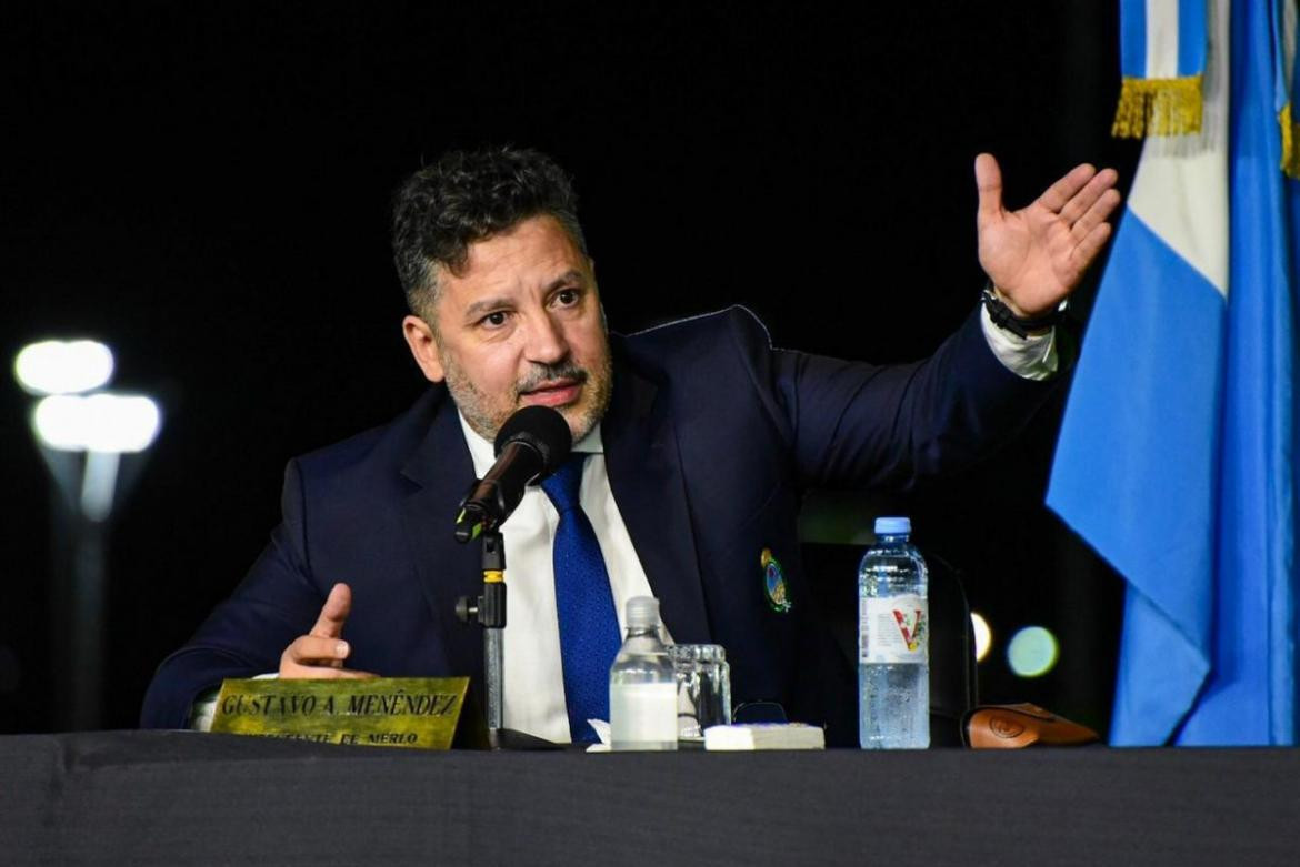 Gustavo Menéndez dio inicio a las sesiones ordinarias en Merlo