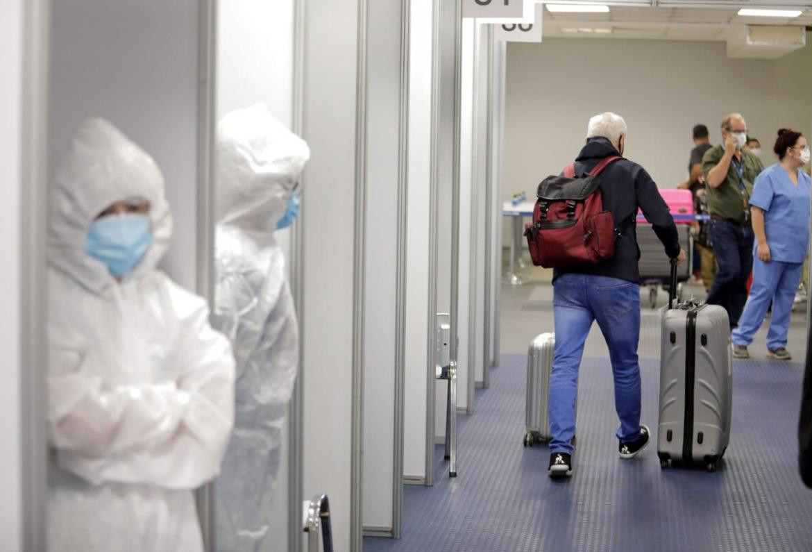 Vuelos internacionales, Coronavirus en Argentina, aeropuerto de Ezeiza, NA