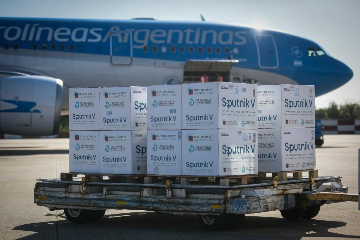 Avión de Aerolíneas Argentina, vacunas por coronavirus, NA