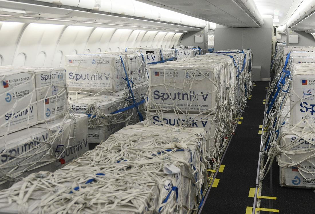 Avión de Aerolíneas Argentina, vacunas por coronavirus, Sputnik V, NA