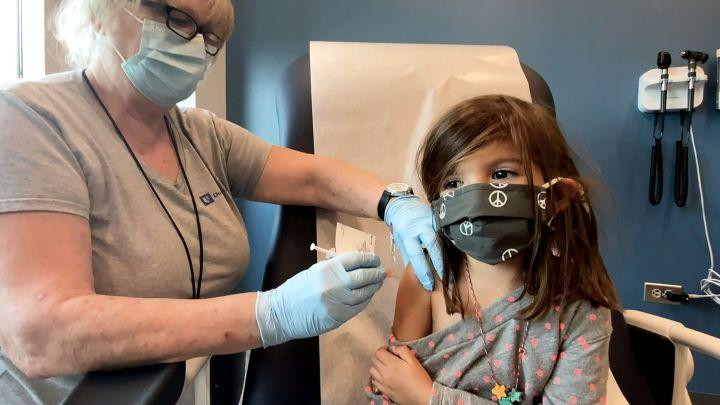 Vacuna Pfizer en niños, foto Reuters