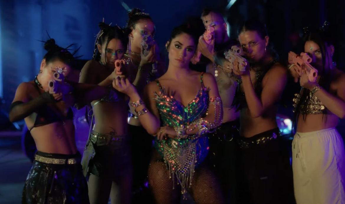 Cómprame un Brishito, nuevo tema de Lali Espósito. Foto: Prensa.