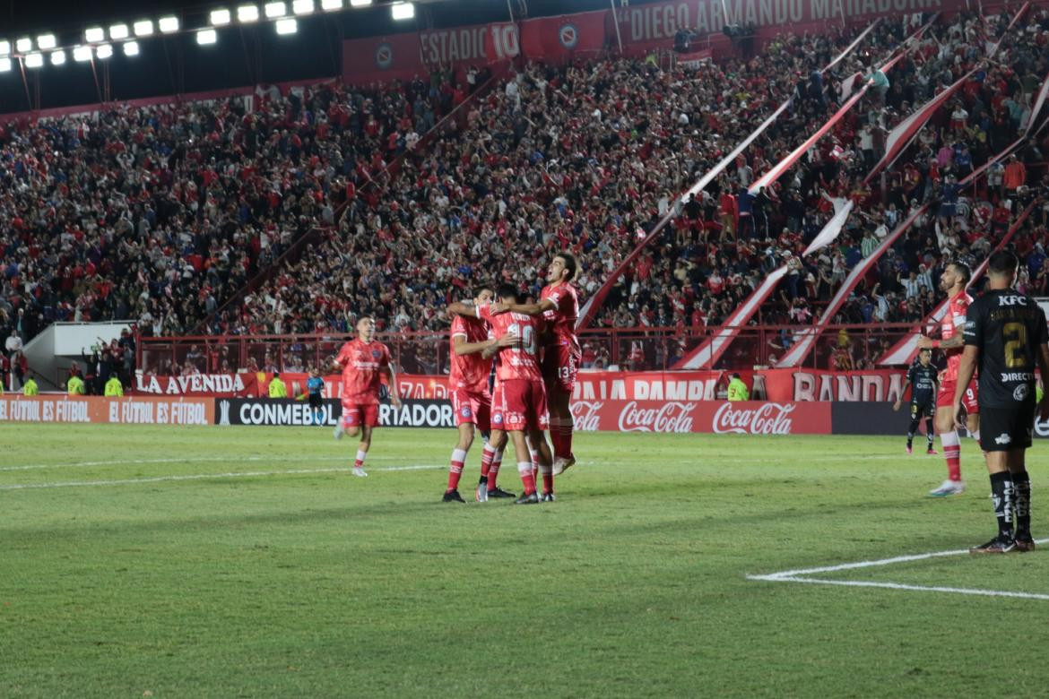 Copa Libertadores, Argentinos Juniors vs. Independiente del Valle. Foto: @AAAJoficial.