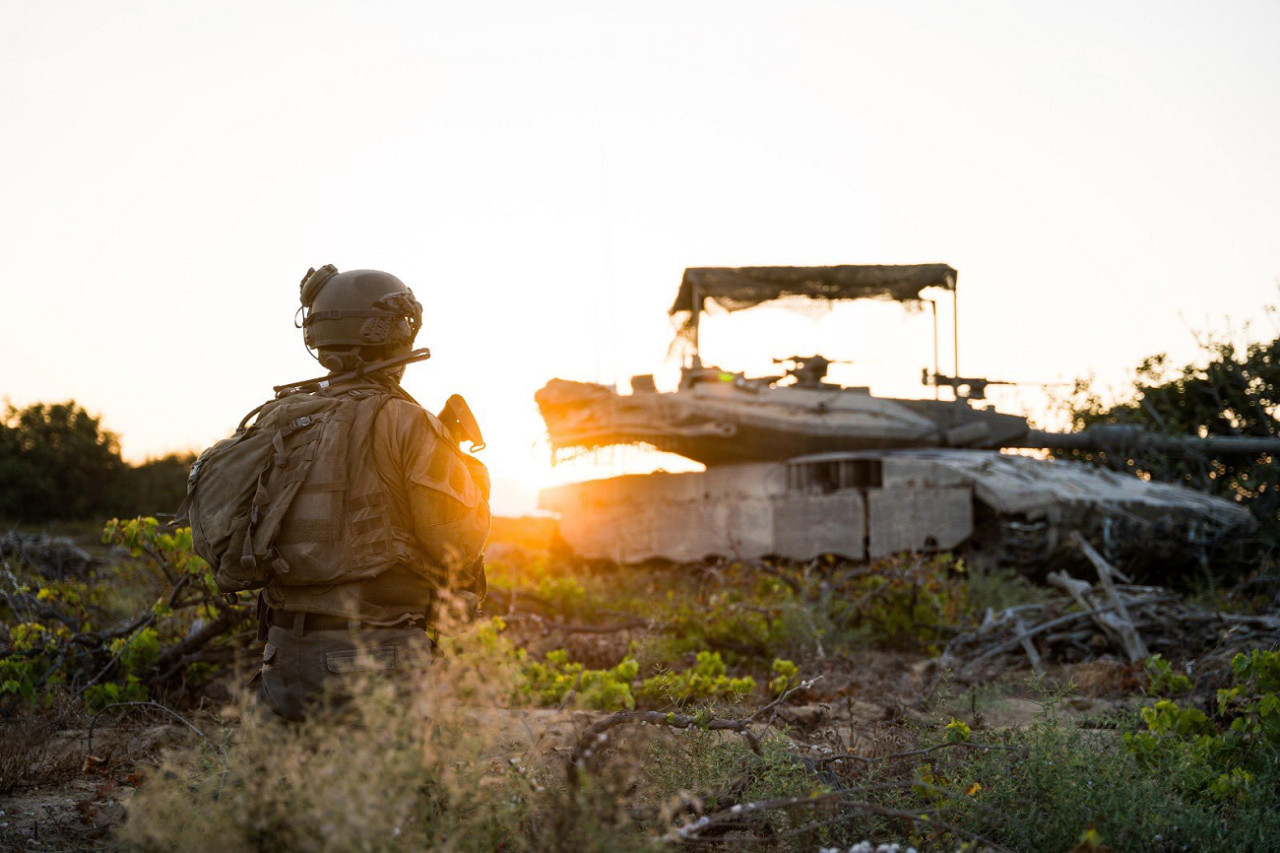 Soldados israelíes en la Franja de Gaza; guerra Israel-Hamás: Foto: X @idfonline
