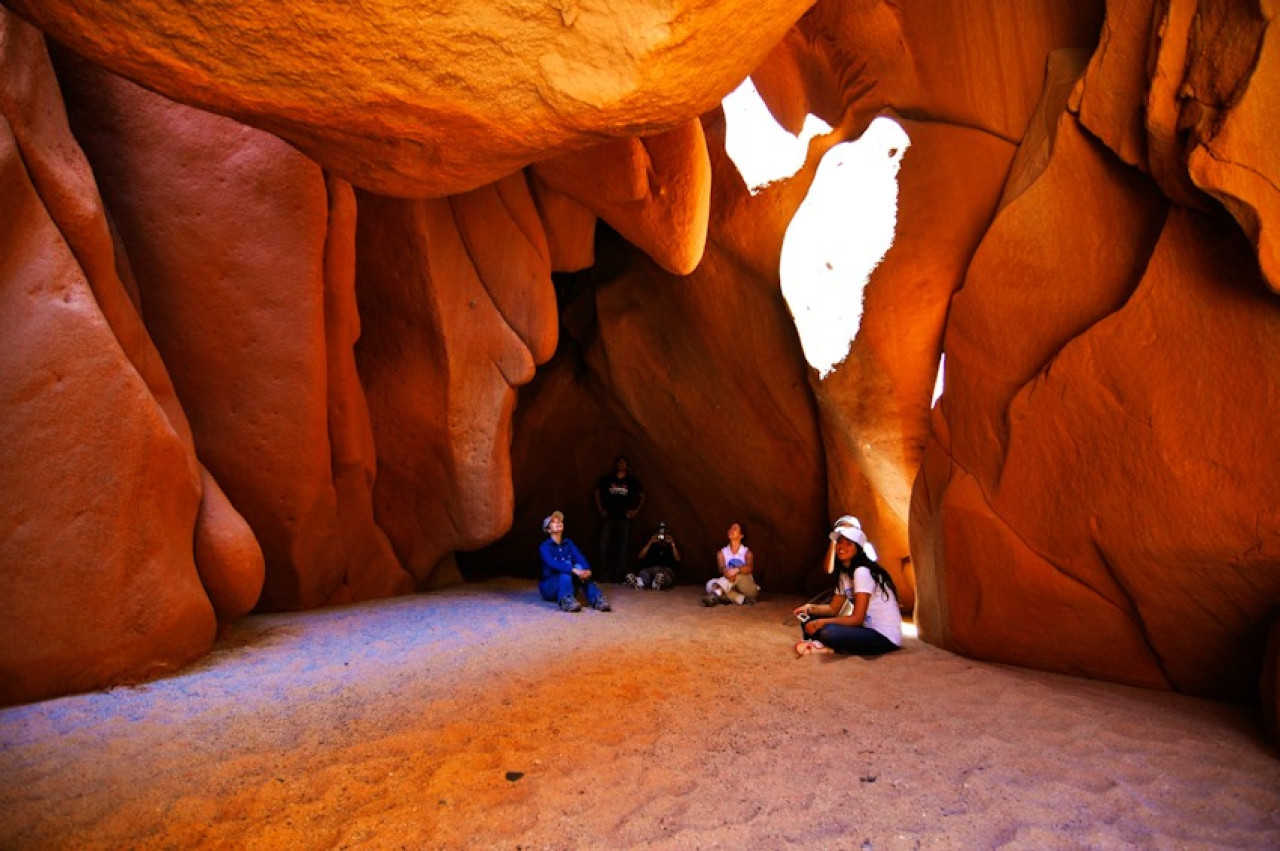 Cuevas de Acsibi, en Salta. Foto: Facebook / Visit Salta.