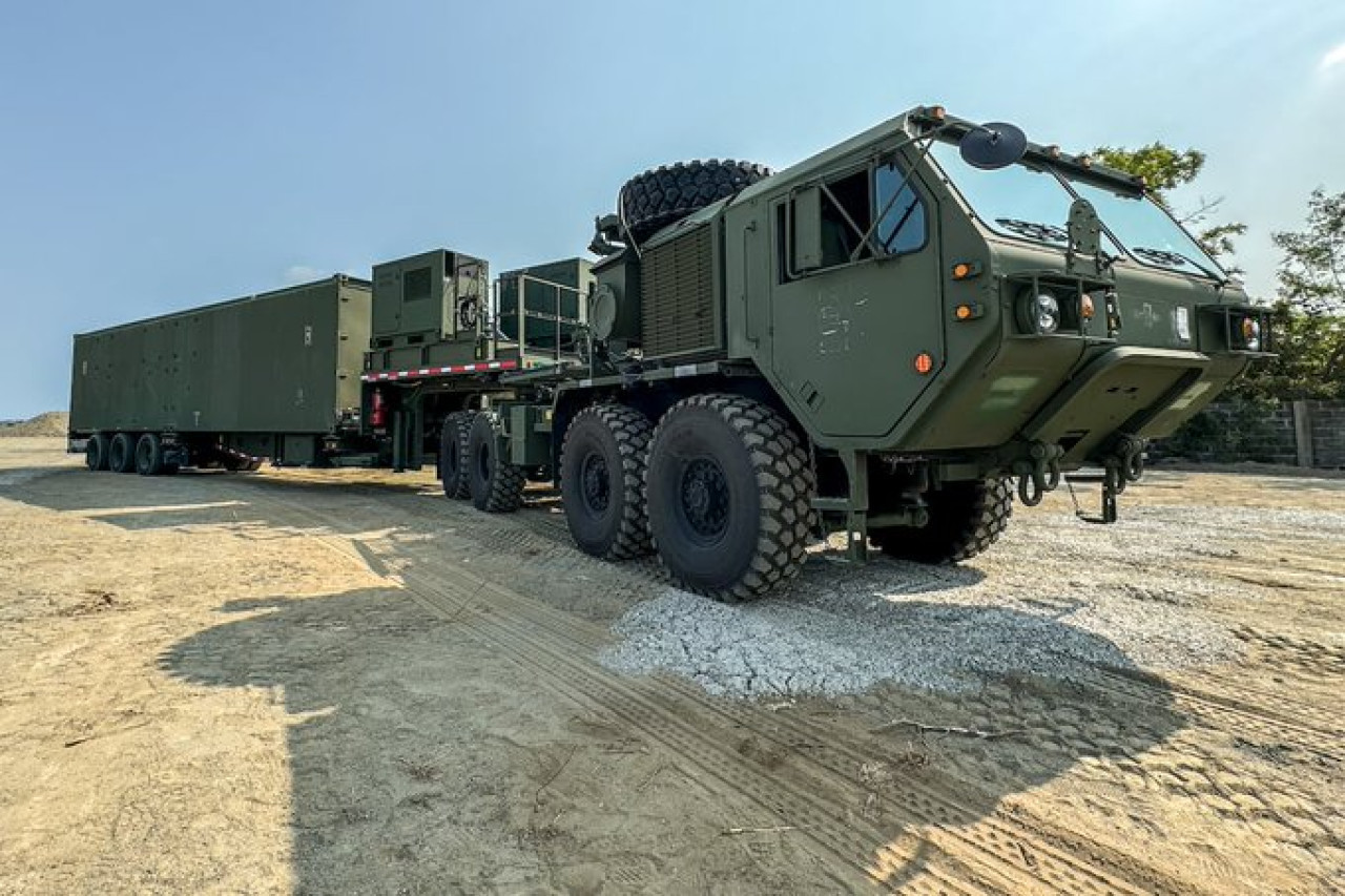 Misiles de Estados Unidos ubicados en Filipinas y que apuntan a China. Foto: X/@defense_news.