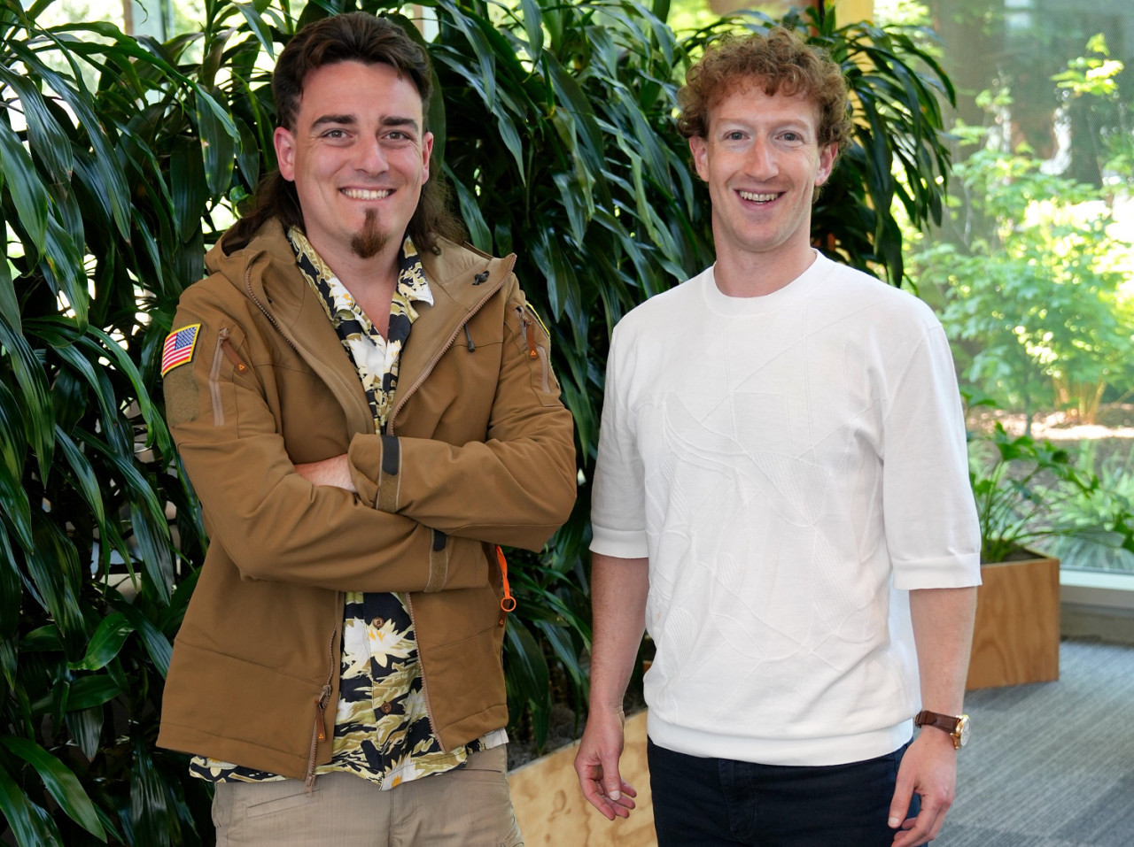 Mark Zuckerberg y Palmer Luckey. Foto: X @anduriltech