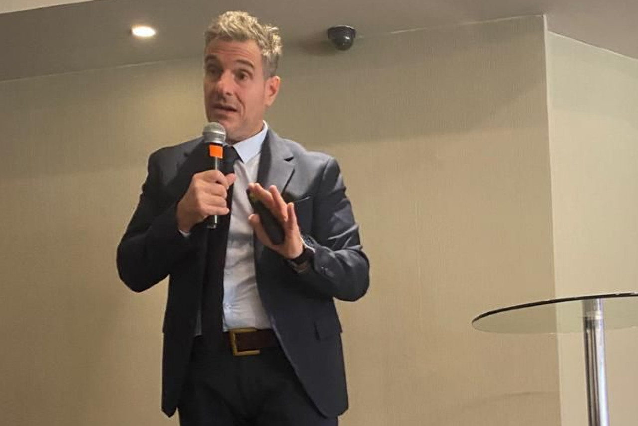 Alejandro Musso  en el foro organizado por la Alianza Latinoamericana contra la Piratería Digital. Foto: X @Alianzatv_