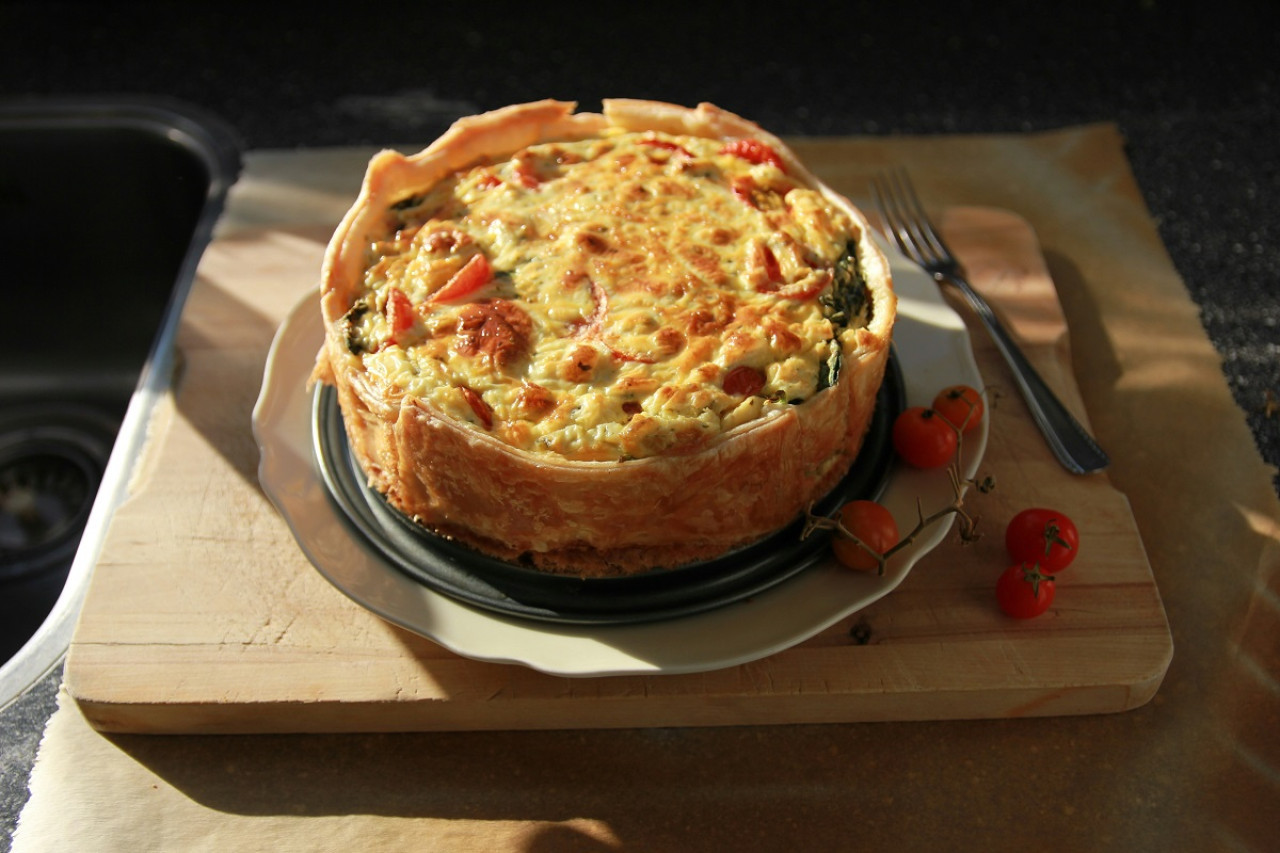 Tarta de verdura y queso. Foto: Unsplash.