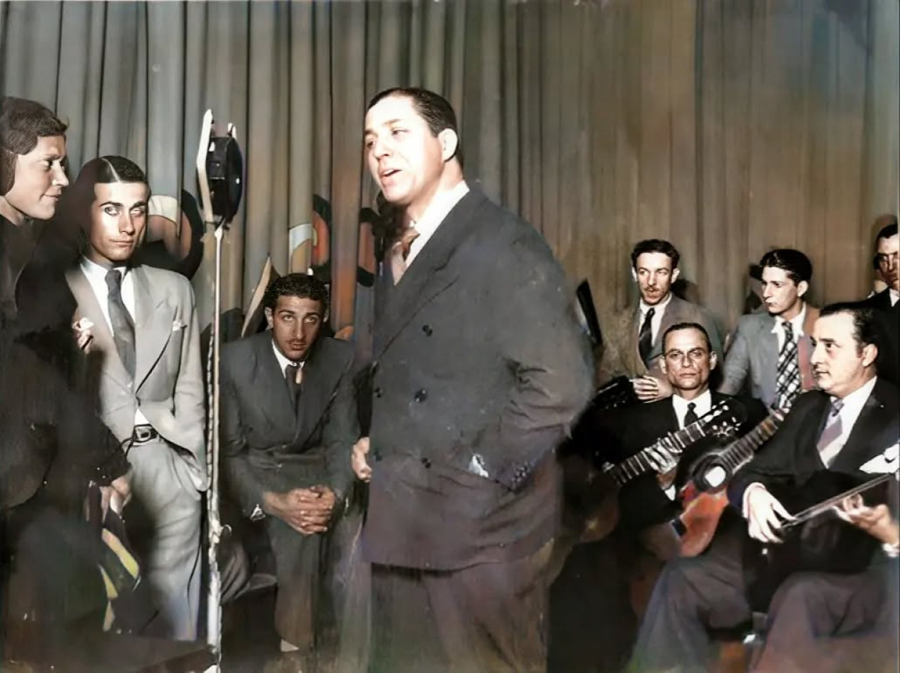 Gardel, el hombre que cada año "canta mejor"